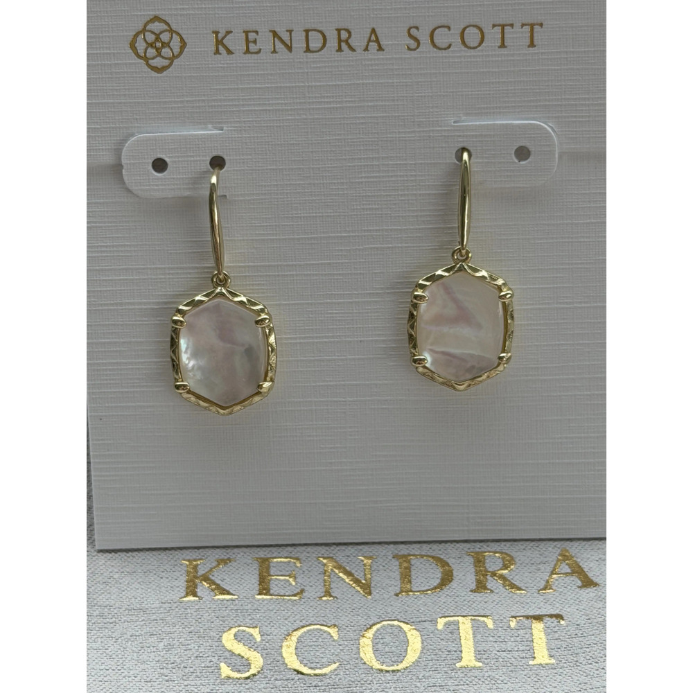 Kendra Scott white earrings